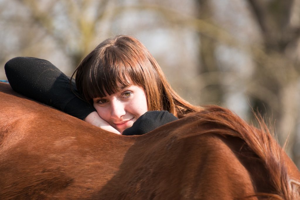 Une cavalère qui a utilisée l'aloe vera sur son cheval qui avait un ulcère gastrique